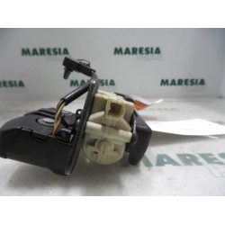 Fiat - Stilo - Tailgate lock mechanism