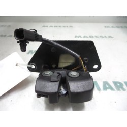 Fiat - Stilo - Tailgate lock mechanism
