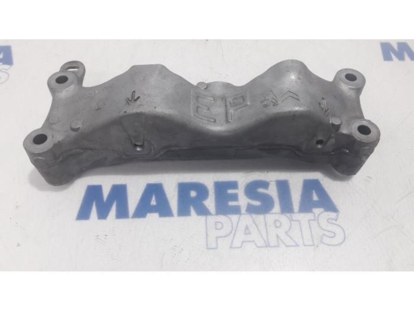 Citroen - DS4 - Engine mount