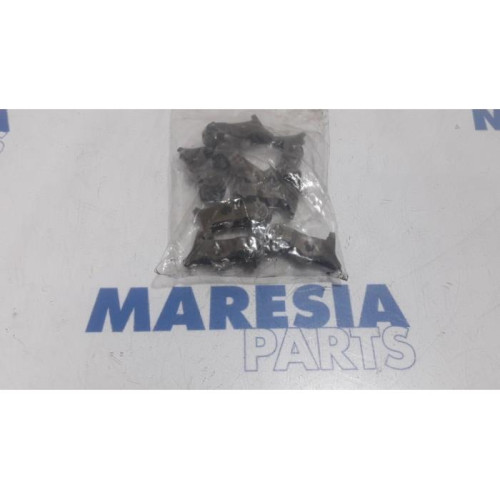 Citroen - DS4 - Rocker arm