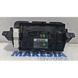 Renault - Megane - Navigation Display