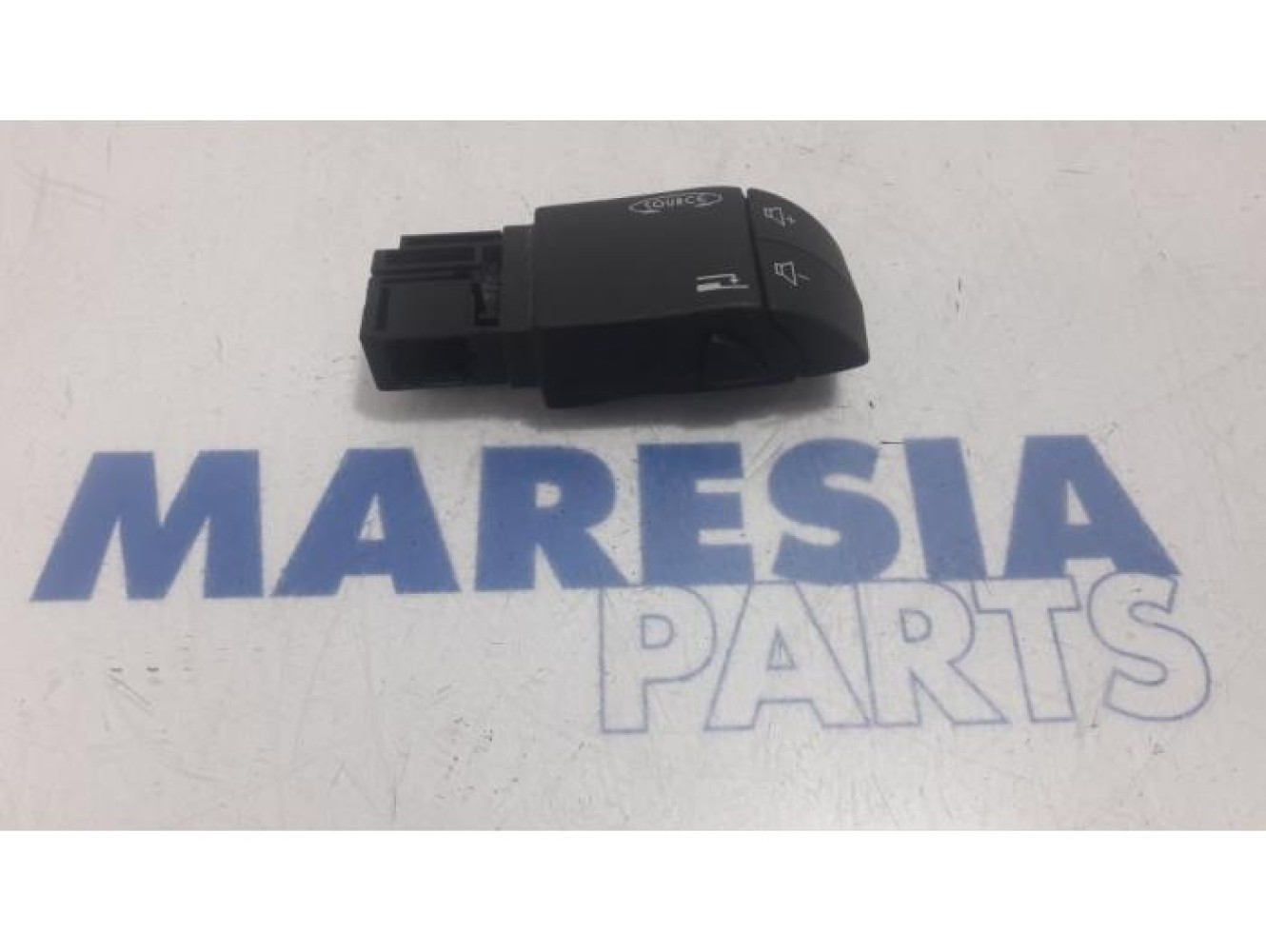Renault - Master - Commande radio volant