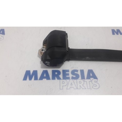 Renault - Master - Front seatbelt, right