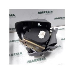 Renault - Megane - Rear seatbelt, centre