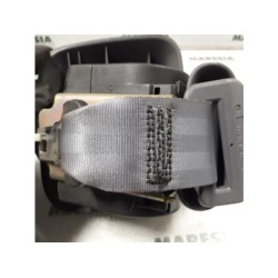Renault - Megane - Rear seatbelt, centre