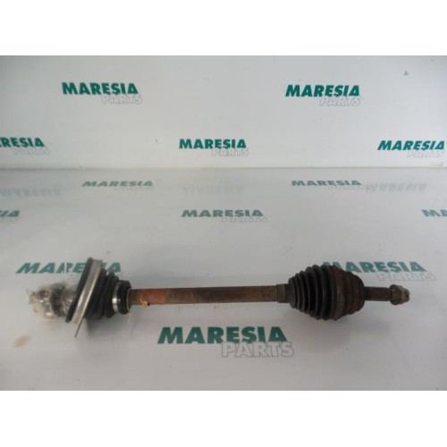 Renault - Megane Scenic - Aandrijfas links-voor