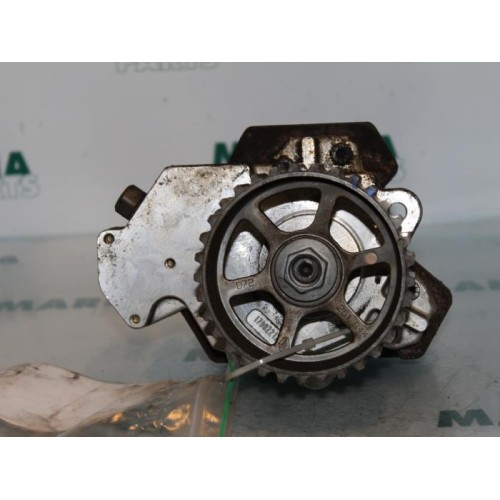 Renault - Megane - Brandstofpomp Mechanisch