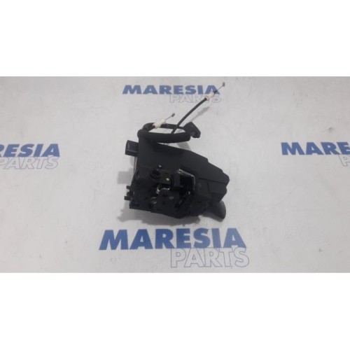 Peugeot - 308 - Front door lock mechanism 4-door, right