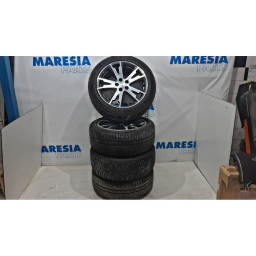 Peugeot - 508 - Sportvelgenset + banden