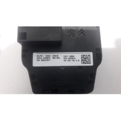 Peugeot - 508 - Panneau de commandes navigation