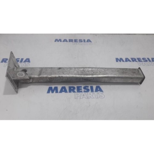 Citroen - DS4 - Subframe