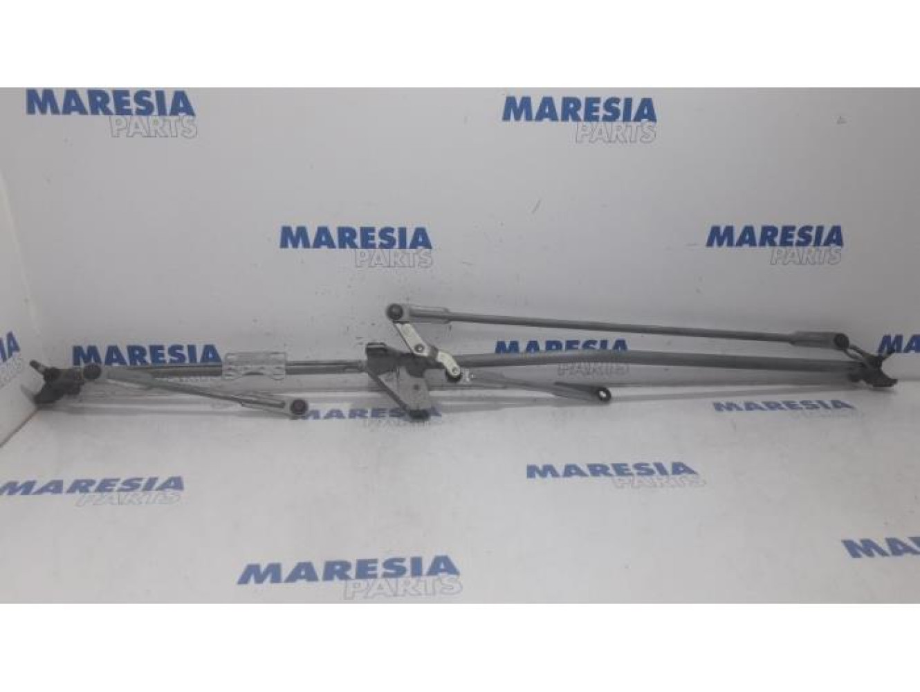 Citroen - DS4 - Wiper mechanism