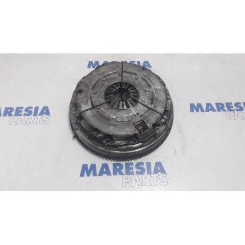 Renault - Master - Flywheel