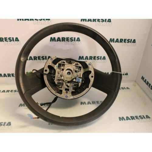 Citroen - C4 - Steering wheel