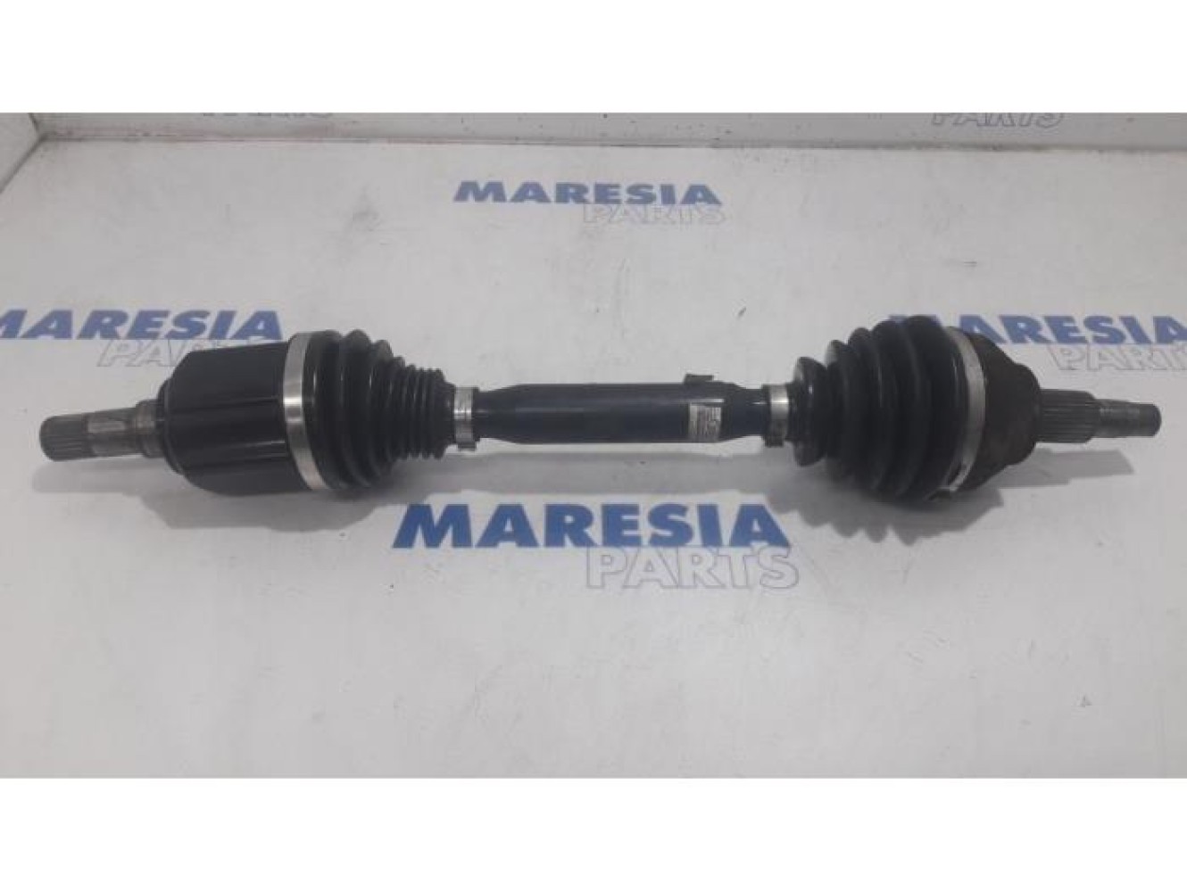 Alfa Romeo - 159 - Aandrijfas links-voor