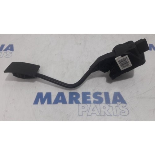 Citroen - C5 - Gaspedaalpositie Sensor