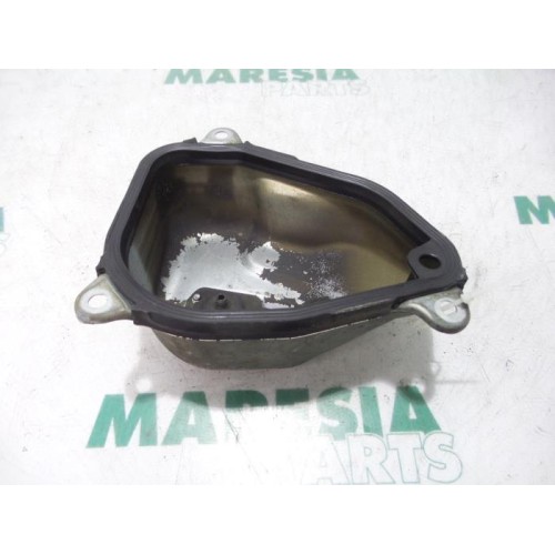 Peugeot - 207 - Gearbox cover