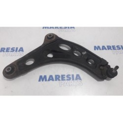 Renault - Trafic - Front lower wishbone, right