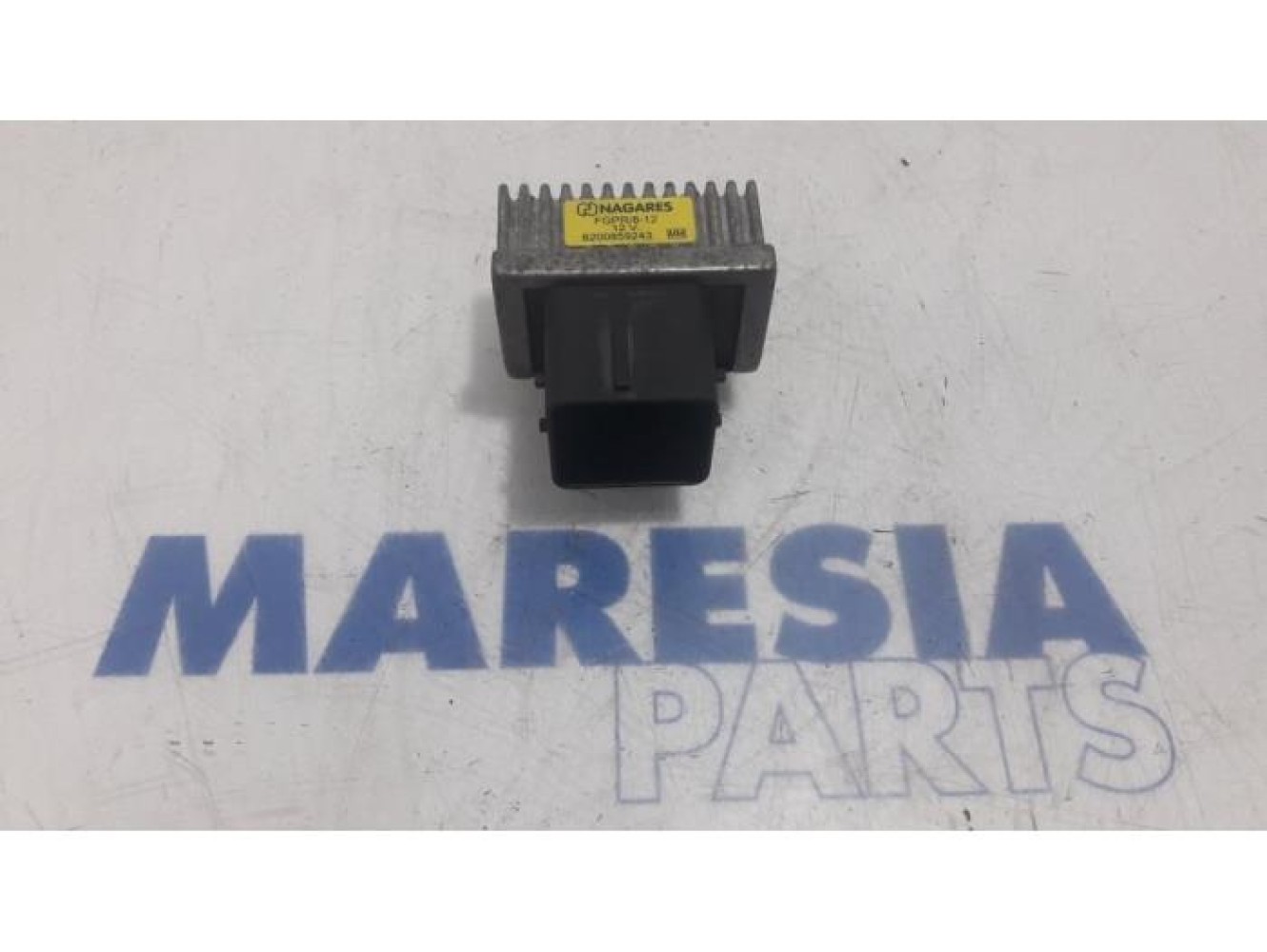 Renault - Trafic - Glow plug relay