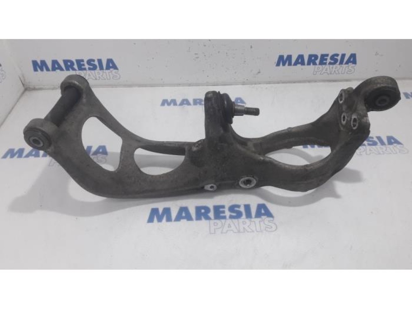 Citroen - C5 - Front wishbone, right