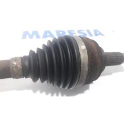 Renault - Clio - Front drive shaft, right