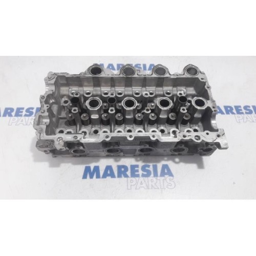 Peugeot - Expert - Cylinder head