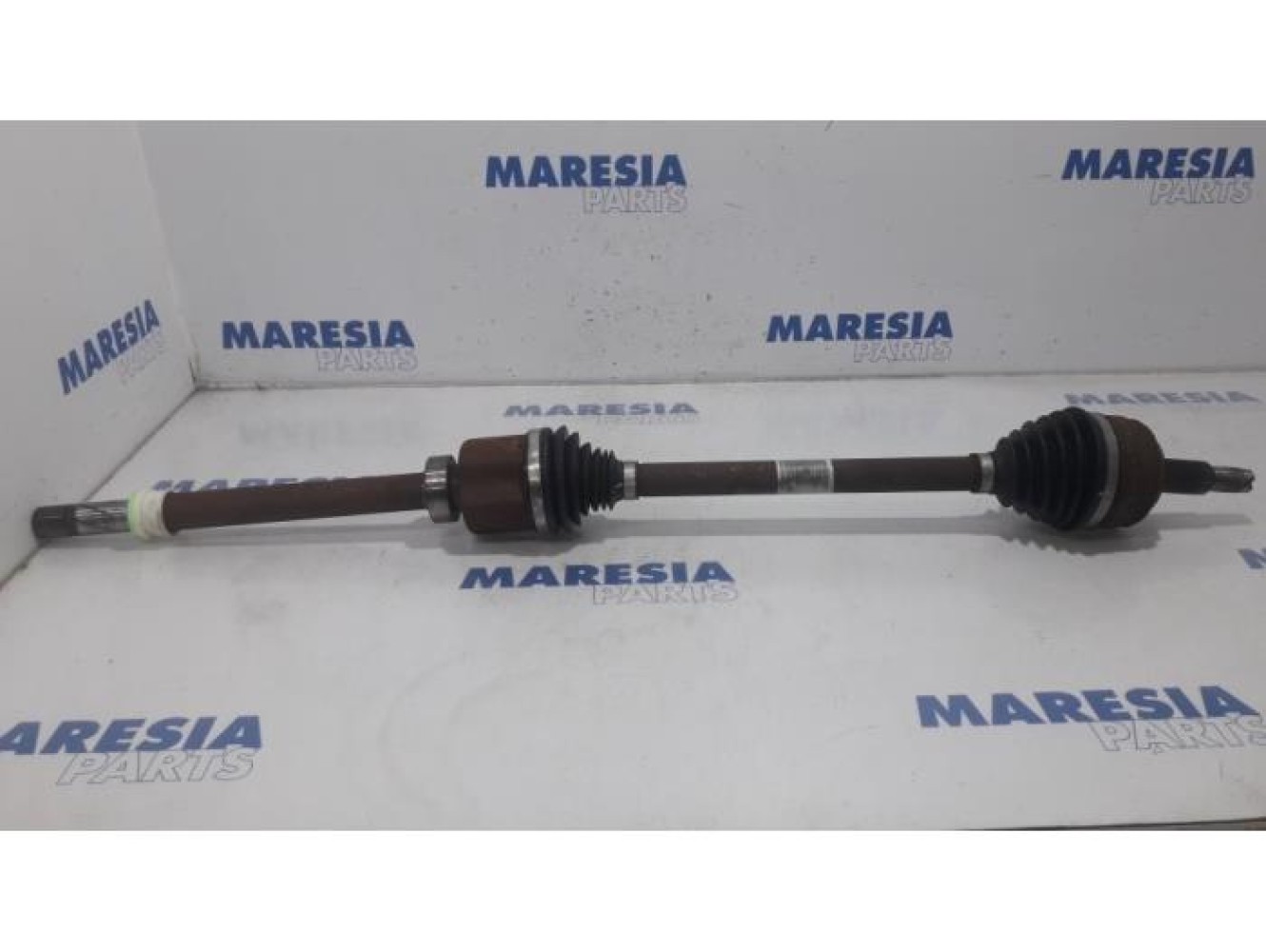 Renault - Master - Front drive shaft, right