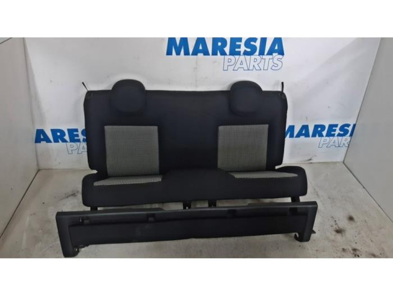 Renault - Twingo - Rear bench seat