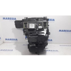Renault - Clio - Heater housing