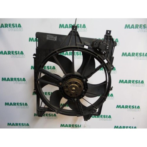 Renault - Clio - Kühlgebläse Motor