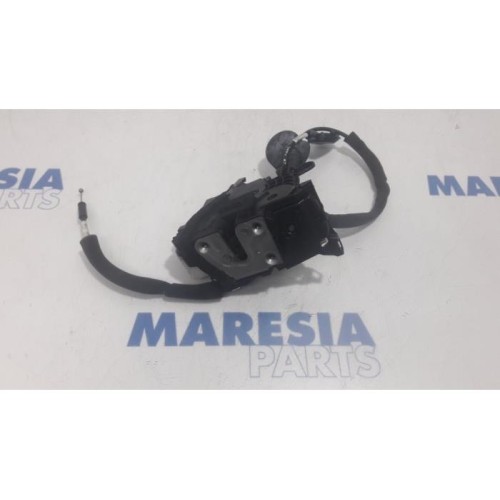 Renault - Clio - Door lock mechanism 4-door, front left