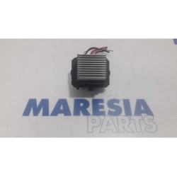 Renault - Clio - Heater resistor