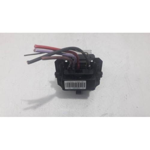 Renault - Clio - Heater resistor