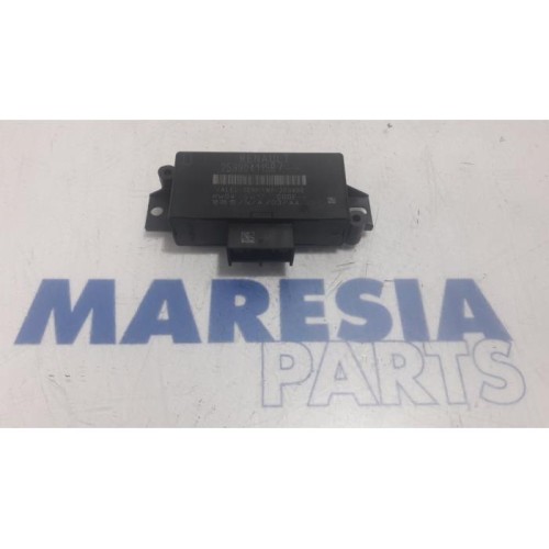 Renault - Clio - Module PDC