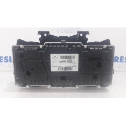 Renault - Clio - Instrument panel