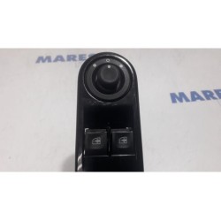Renault - Clio - Multi-functional window switch
