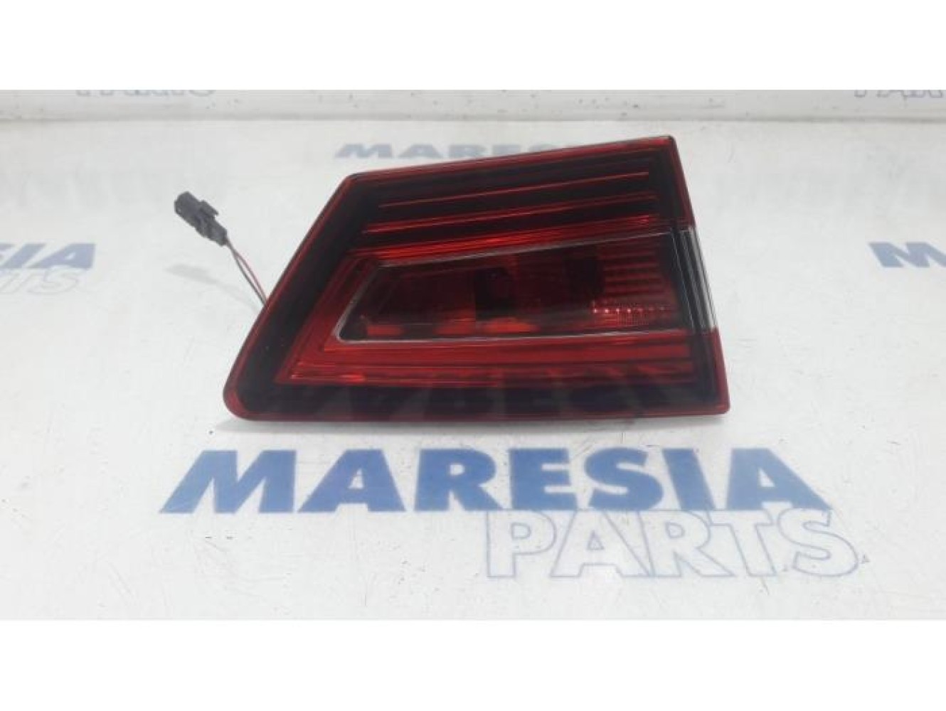 Renault - Clio - Taillight, left