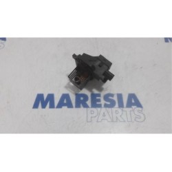 Renault - Clio - Cooling fan resistor