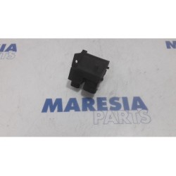 Renault - Clio - Cooling fan resistor