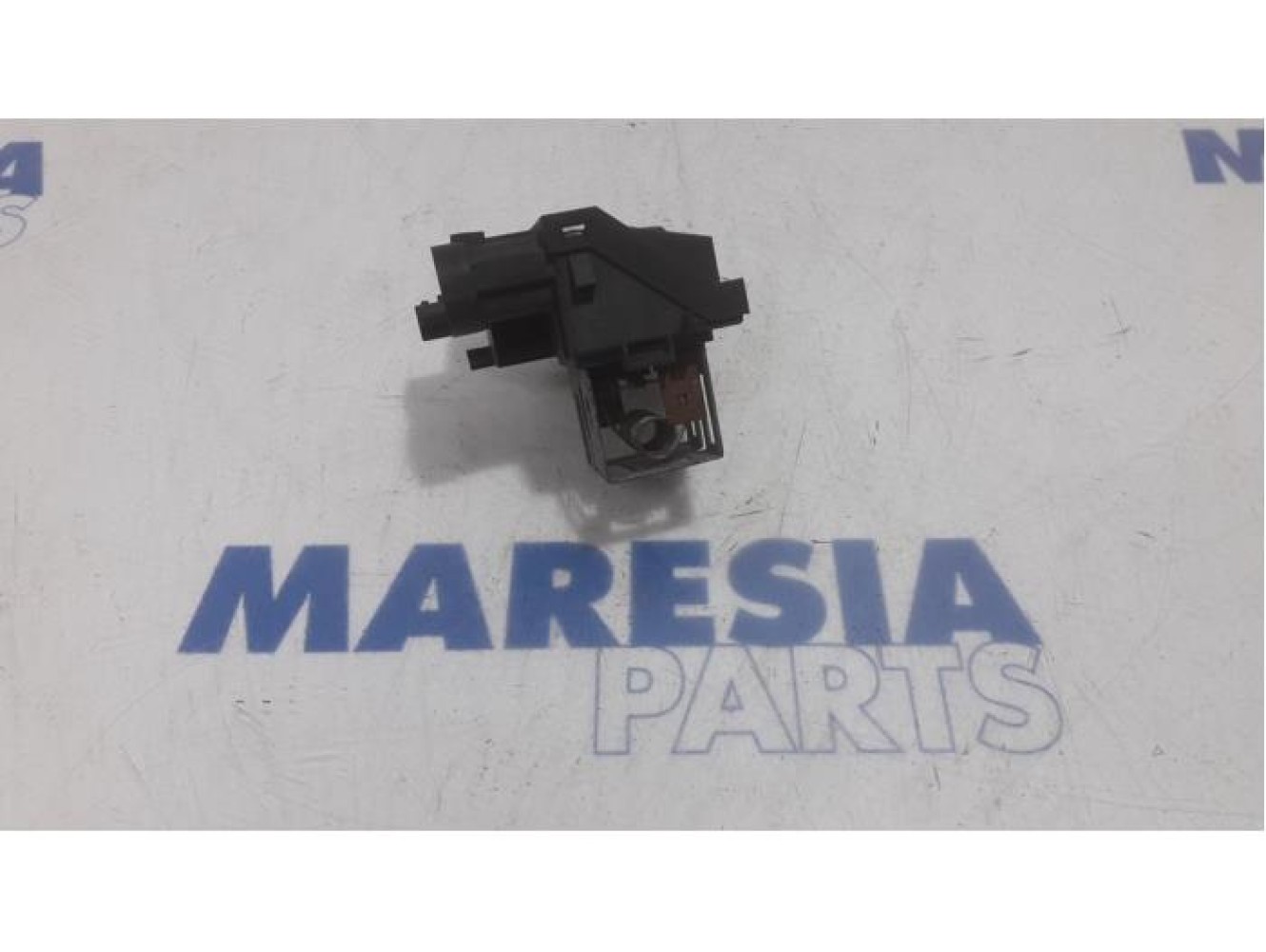 Renault - Clio - Cooling fan resistor
