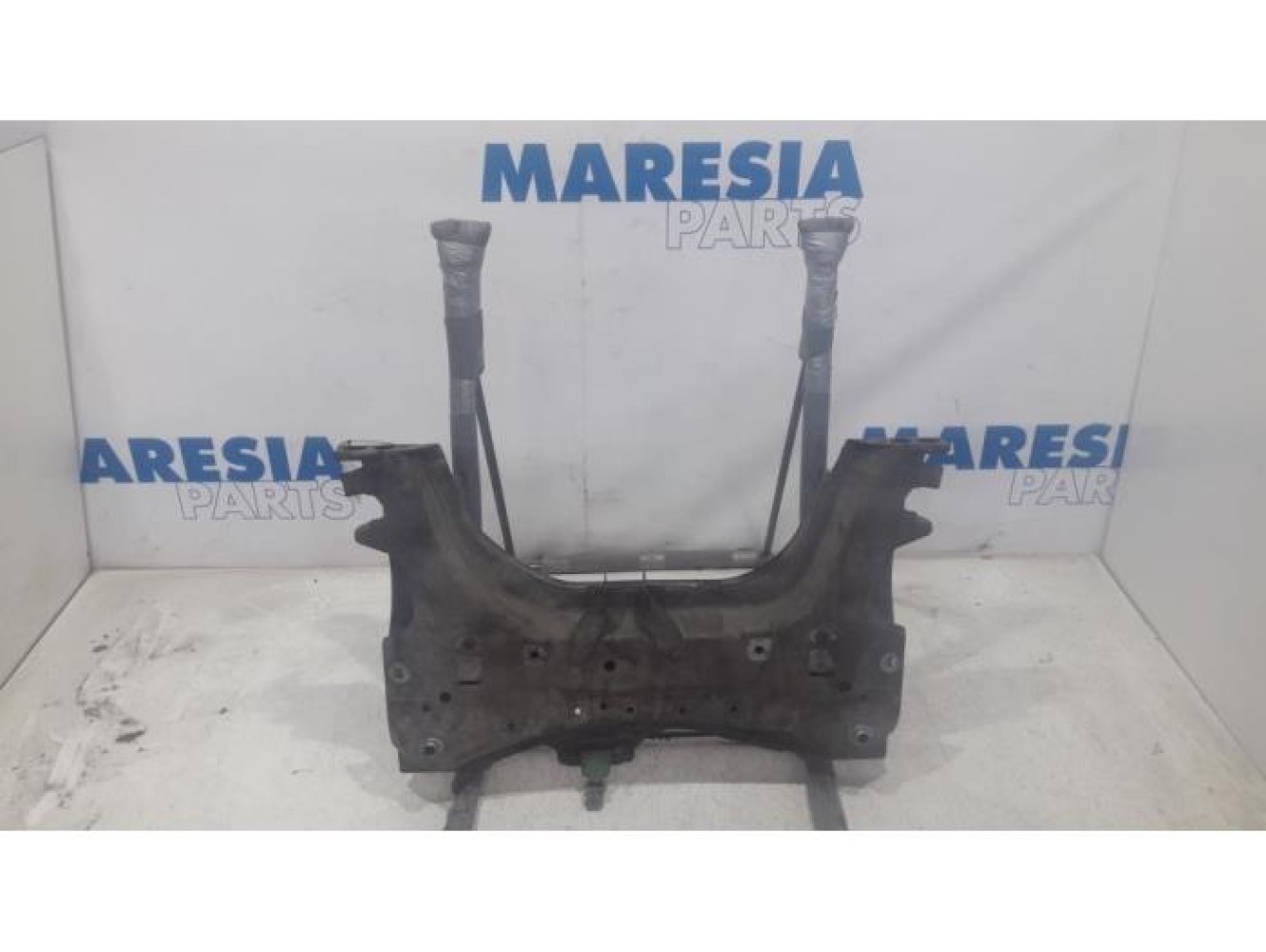 Renault - Clio - Subframe