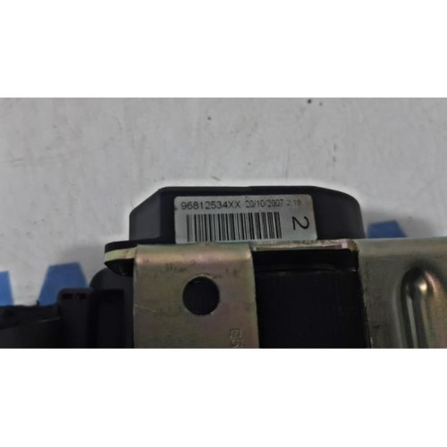 Peugeot - 308 - Rear seatbelt, right