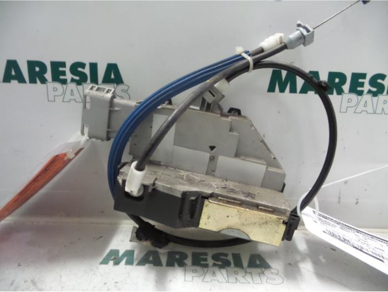 Peugeot - 407 - Rear door lock mechanism 4-door, left