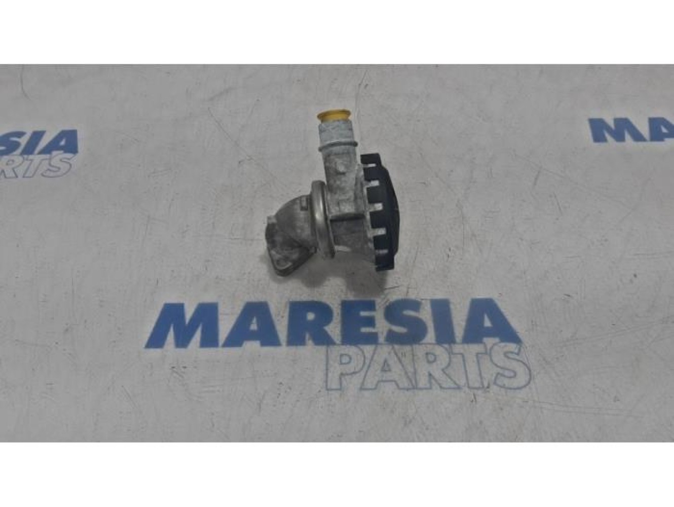 Peugeot - 607 - EGR valve