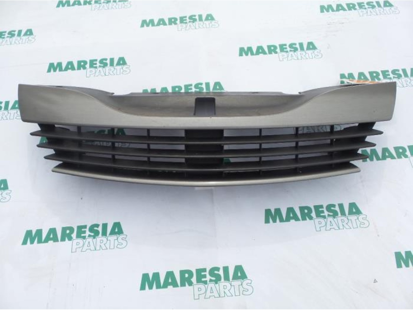 Renault - Laguna - Grill