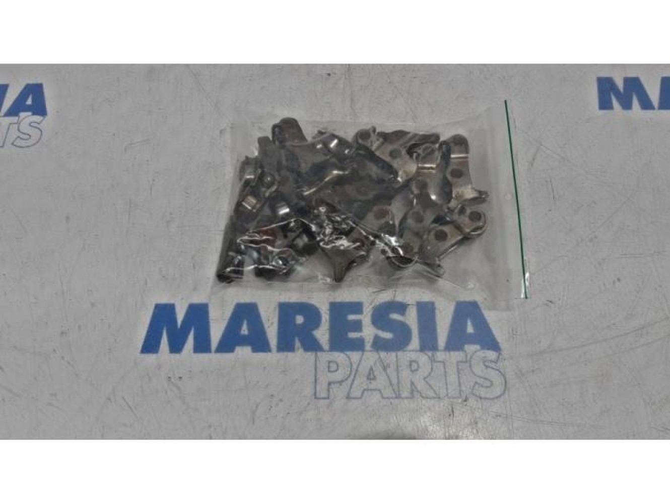 Peugeot - 207 - Rocker arm