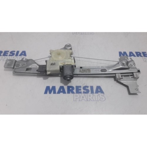 Peugeot - 5008 - Rear door window mechanism 4-door, right