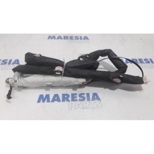 Peugeot - 5008 - Airbag plafond droite