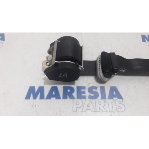 Citroen - C3 Picasso - Rear seatbelt, left