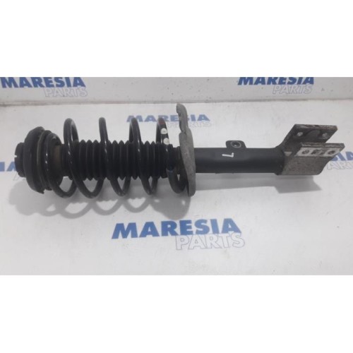Peugeot - 3008 - Front shock absorber rod, left